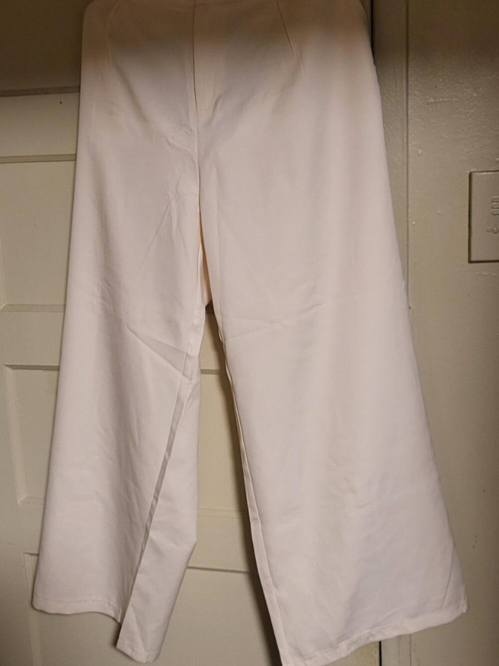 Lovely Two Piece Ladies Pants Suit (XL) - Picture 4 of 4